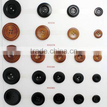 Sedex Audited Factory 2 Pillar Natural Wooden 4 Holes Button photo-5