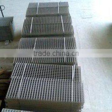 Alibab china manufacturer high quality metal cage panels/galvanized welded wire mesh /