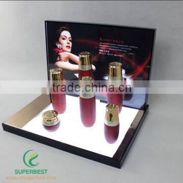 Chinese manufacturer luxury LED acrylic cosmetic display stand