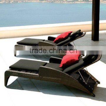 New Outdoor Chaise Lounge Set Rattan Furniture Comfortable