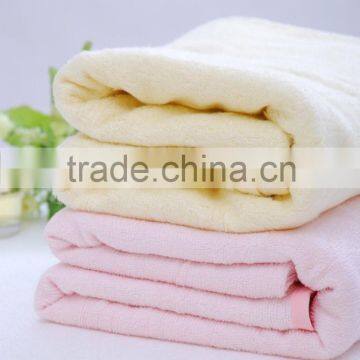 2015 Healthy Beige Lady's Silk Bath Towel