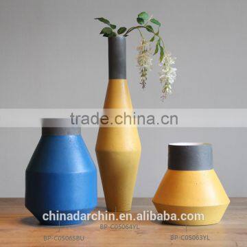 Modern style new design home decor polyresin flower vases