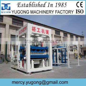 Economical Yugong cement brick machine, PLC Control System concrete brick making machine, cement brick making machine