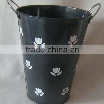 mother day gift black color with white flower tin pot