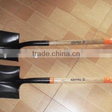 15 degree orange grip wooden handle shovel