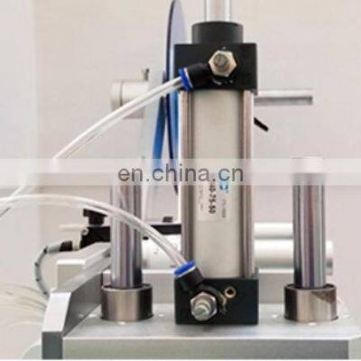 Small Tabletop Flat Bottles Front And Back Rolling Labeler Semi Automatic Labeling Machine
