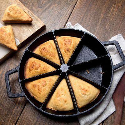 High Quality Oil Plant 8 Holes Pre-Seasoned Cast Iron Bakeware Pan Nonstick Cake Pan Custom With Handle photo-4