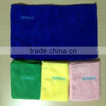 Customized Color Embroidery Car Microfiber Towels