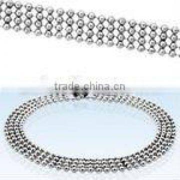 Stainless steel bracelet with net design