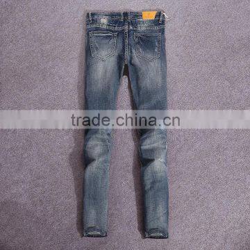 China Jeans Manufacture Men Ripped Pattern Plain Badges Jeans Male Vogue Trouser photo-2