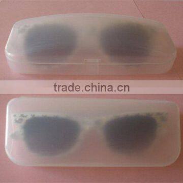 glasses box