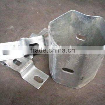 China safe highway guardrail bracket for sale