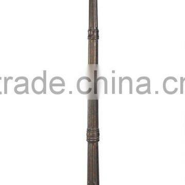 Factory Direct IP44 Retro Aluminum Garden Street Light photo-2