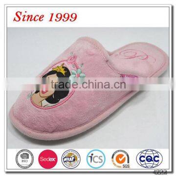 Cute indoor slippers for kids antique child coral fleece soft lady rubber plush slipper