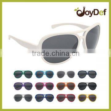 Women's Classic Sunglasses Eyewear Retro Chic Fashion