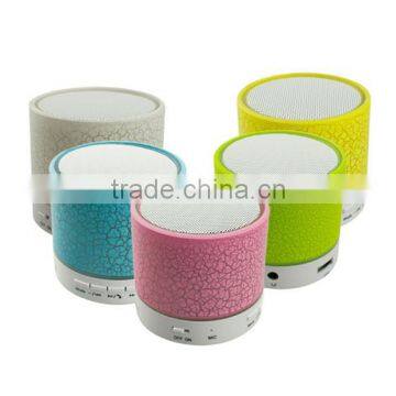 2016 Colorful Dazzle Light Crack Bluetooth Speaker Outdoor Portable Mini Bass Sound Box photo-4