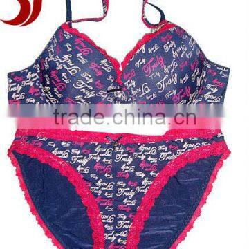 Js-364 Fashion Girls Bra and Panty Set With English Word Printing and Sexy Lace (accept OEM)