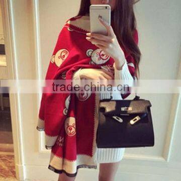 2017 New Model Yong Ladies Scarf Printed Bear Pattern Imitated Cashmere Material 190*65cm Girl Cappa photo-2