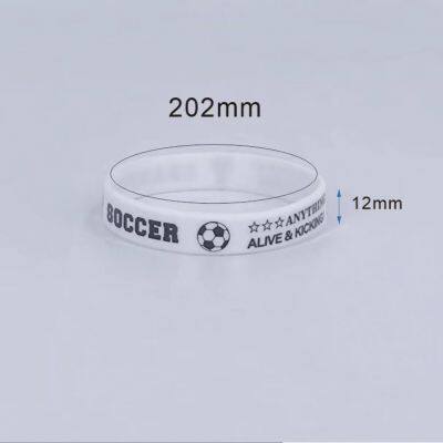 Factory Wholesale New World Cu P With Football Team Building Sports Soccer Silk Screen Printing Custom Silicone Bracelet
