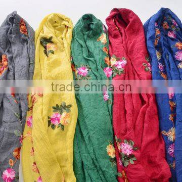 Good Quality Flowers Embroideried Soft Cotton Shawl Scarf Hijab photo-2