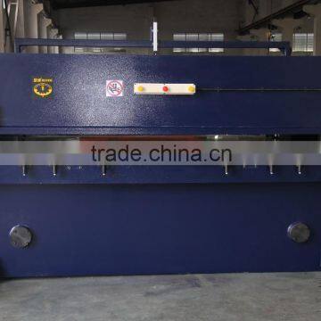 zhicheng 509-30T Precision Hydraulic Four-column Plane Fabric Die Cutting Press