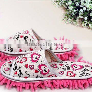 The Lazy Spring and Autumn can Unpick and Wash Cartoon Flower Brushing Chenille Slippers