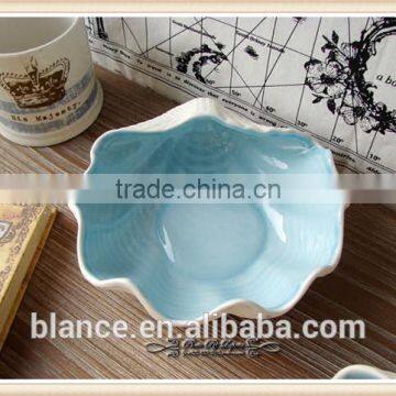 Ceramic Bathtub Soap Dish in Fancy Design photo-3