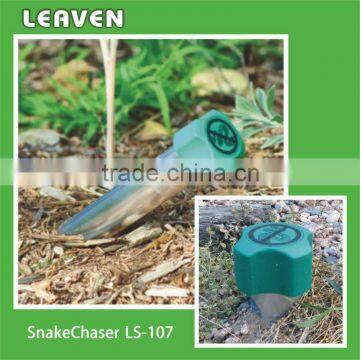 LS-107 The Most Effective Snake Repeller Snake Chaser Made in Taiwan for Snake Control