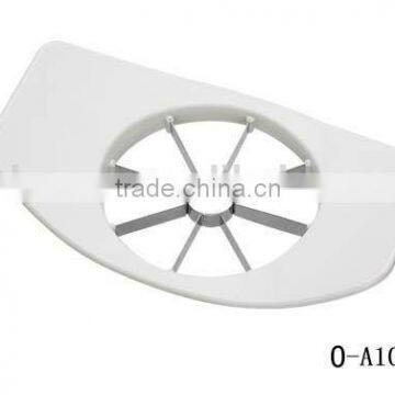 apple cutter with boat shaped