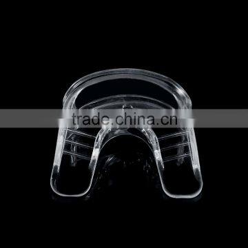 Transparent Mouth Tray With Teeth Whitening Light photo-4
