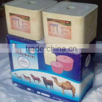 New Condition Four Column Hydraulic Livestock Salt Licking Block Press Machine photo-6