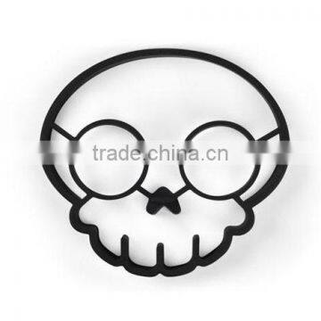 Egg-A-Matic Skull Fried Egg Mold Boiled Egg Silicone Rubber photo-3