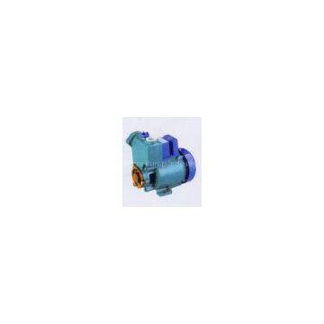 self-priming pump