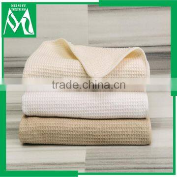 Low price soft price pique blanket wholesale