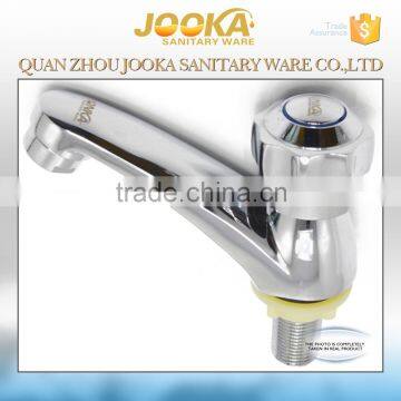 Bathroom Counter Polished Chrome Finished Basin Faucets