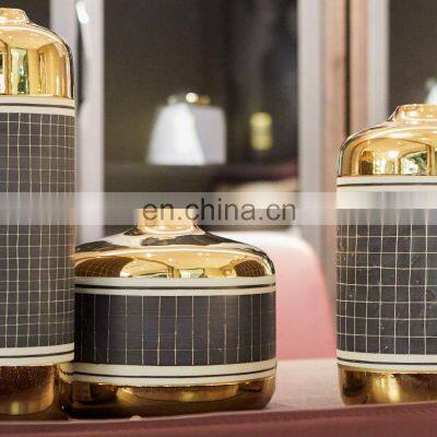 Retro Luxury Round Black Golden Porcelain Ceramic Vase for Home Decoration