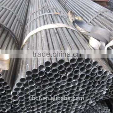 Low carbon seamless steel round pipes