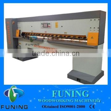 Woodworking veneer cutting machine / veneer guillotine