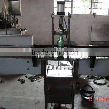 Capper machine,bottle capping machinery