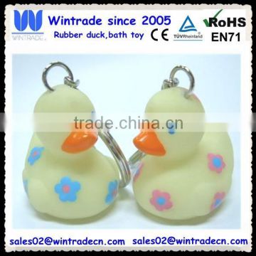 Rubber flower duck with keychain/plastic keychain gift