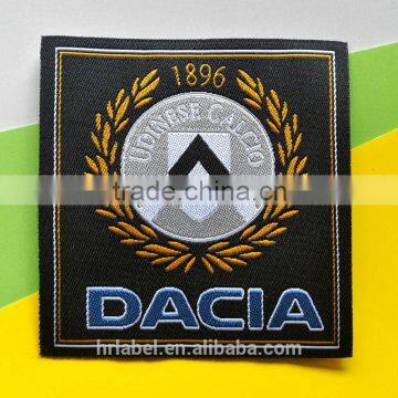 main label with straight cut