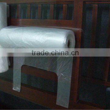 T-shirt Plastic bags on roll for grocery