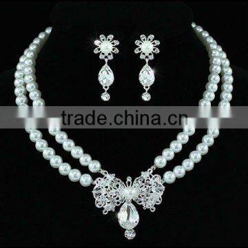 Bridal Flower White Faux Pearl Crystal Necklace Earrings Set CS1200