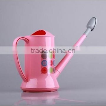 Top sale plastic garden watering can with handle for kids