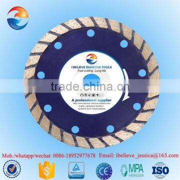 Turbo rim diamond saw blade for tile cutting