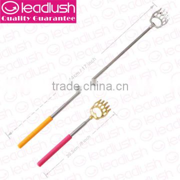 Bear claw back scratcher