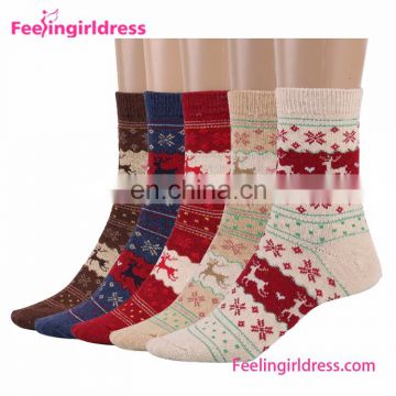 Colorful 5PC Winter Warm Gift Xmas Cheap Winter Socks