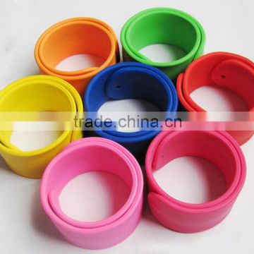 cheap custom silicone slap bracelet