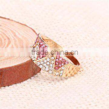 Zinc Alloy Pink White Rhinestone Full Jewelled Latest Molded Rose Gold Finger Ring photo-5