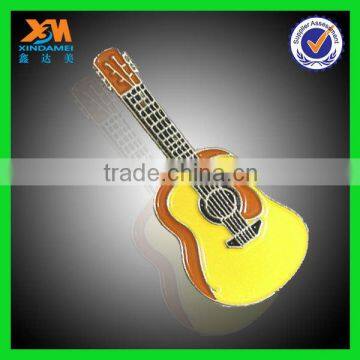 Wholesale cheap gold metal badge guitar